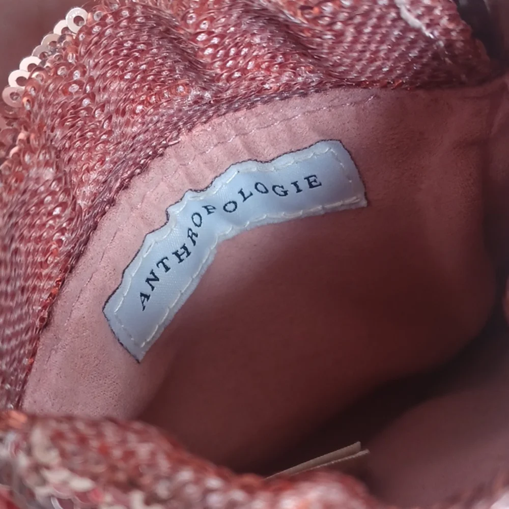 Anthropologie pouch - Picture 4 of 12
